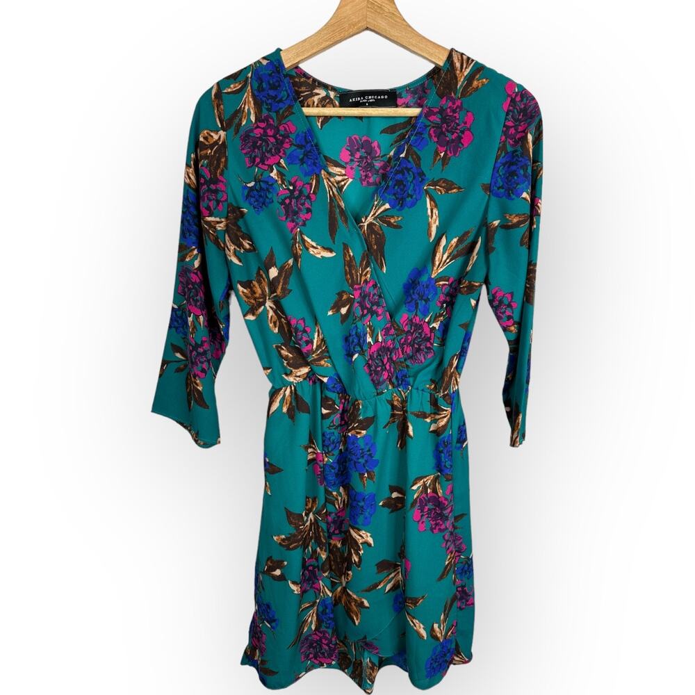Akira Chicago Black Label Womens size Small Faux Wrap Floral Hawaiian Mini Dress